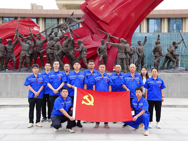 二分亿百官网西三教项目党支部开展主题党日活动